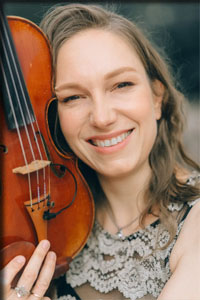 Eva Slongo violoniste de jazz Franco Suisse